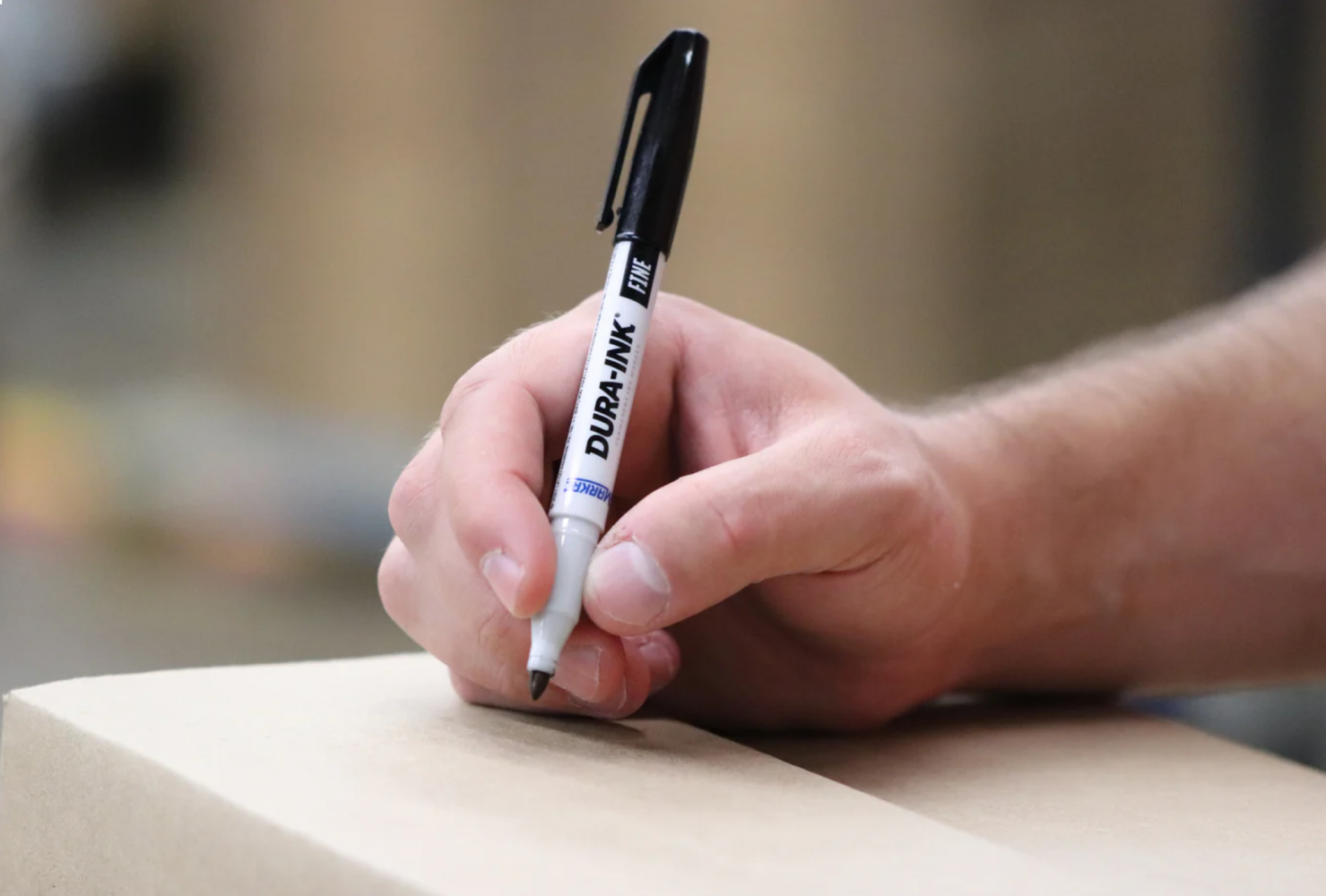 pics/Markal/Dura-ink/markal-dura-ink-15-permanent-marker-fine-black-application.png