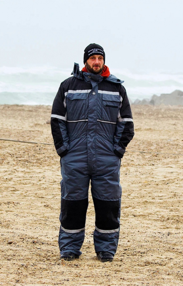 pics/Ocean/group-8/thermo/ocean-060016-0302-thermo-coverall-breathable-navyblue-use.jpg