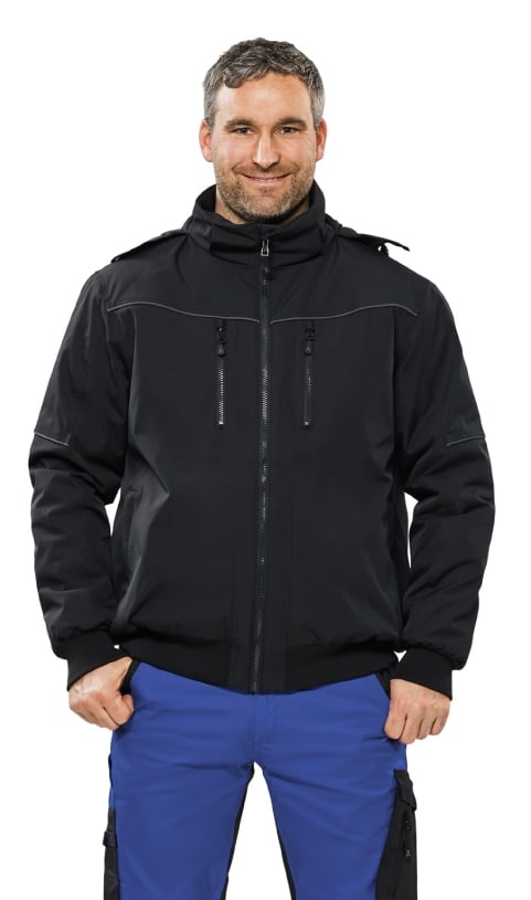 pics/Planam/3791/planam-3791-outdoor-plane-blouson-arbeitsjacke-winddicht-schwarz-xs-8xl-model-picture.jpg