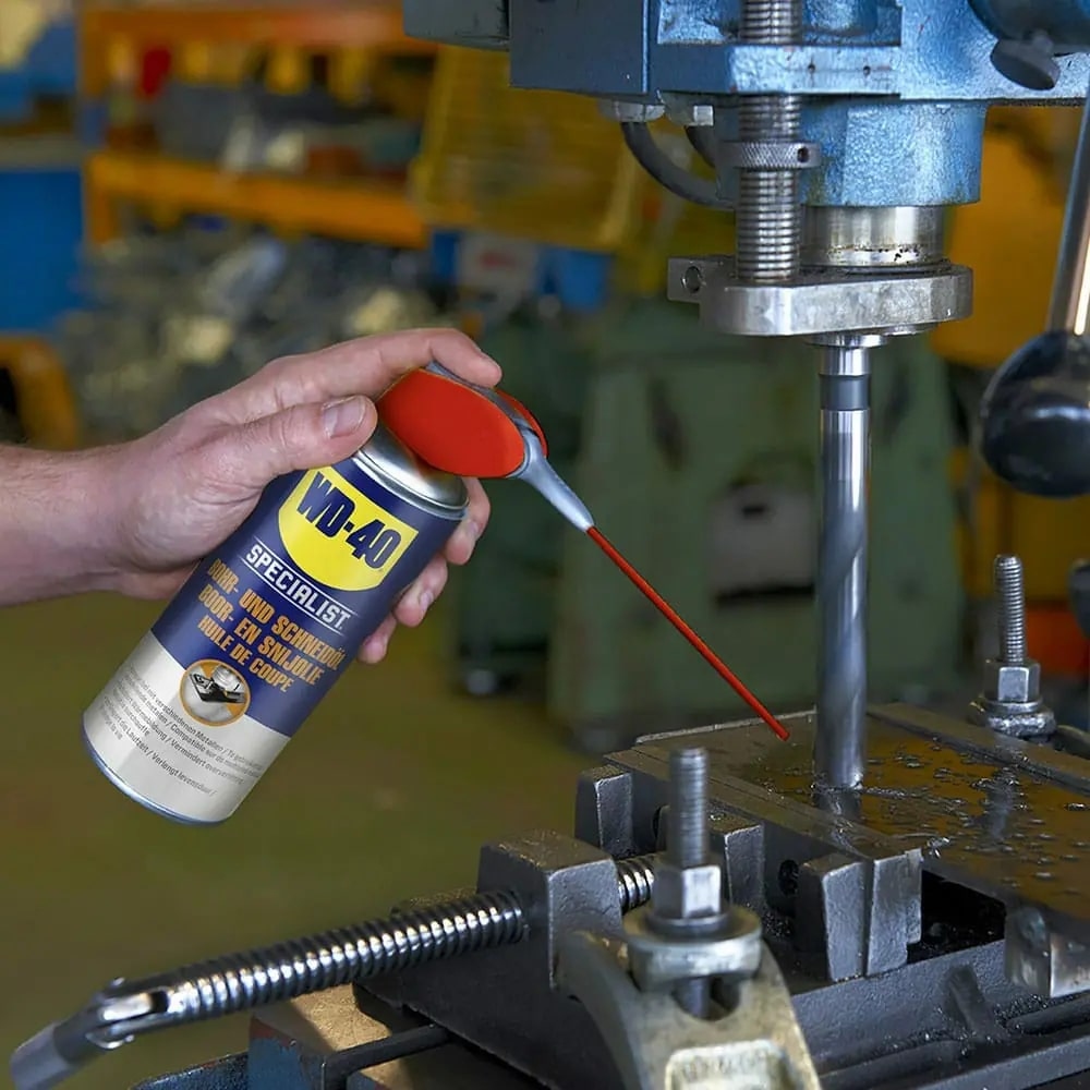 How to Use Cutting and Drilling Oil - WD-40 Africa
